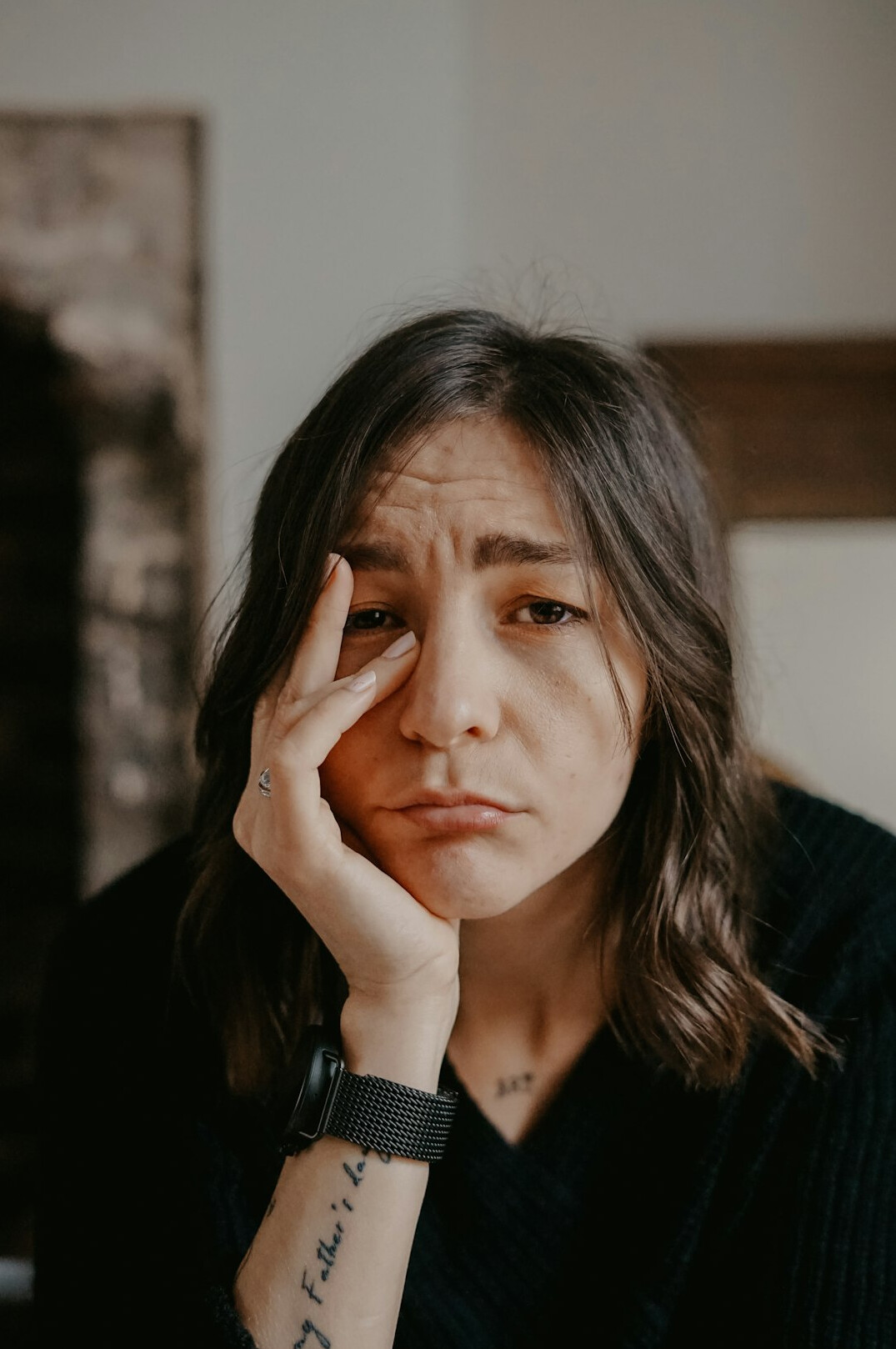 woman expressing feelings calmly